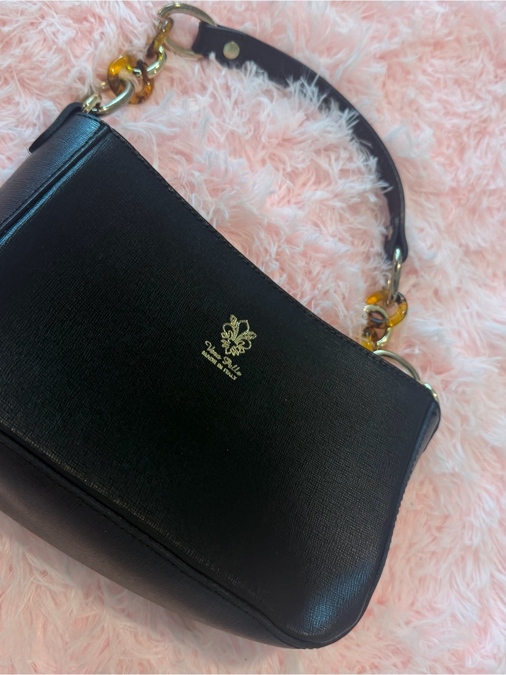 Vera Pelle Black Shoulder Bag with Gold Chain‎ Accents